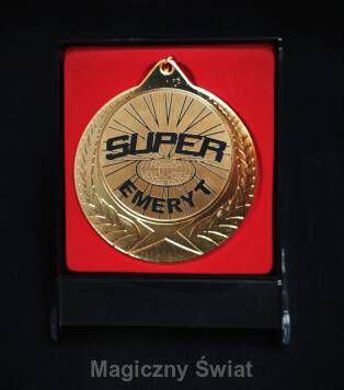 Medal- Super Emeryt